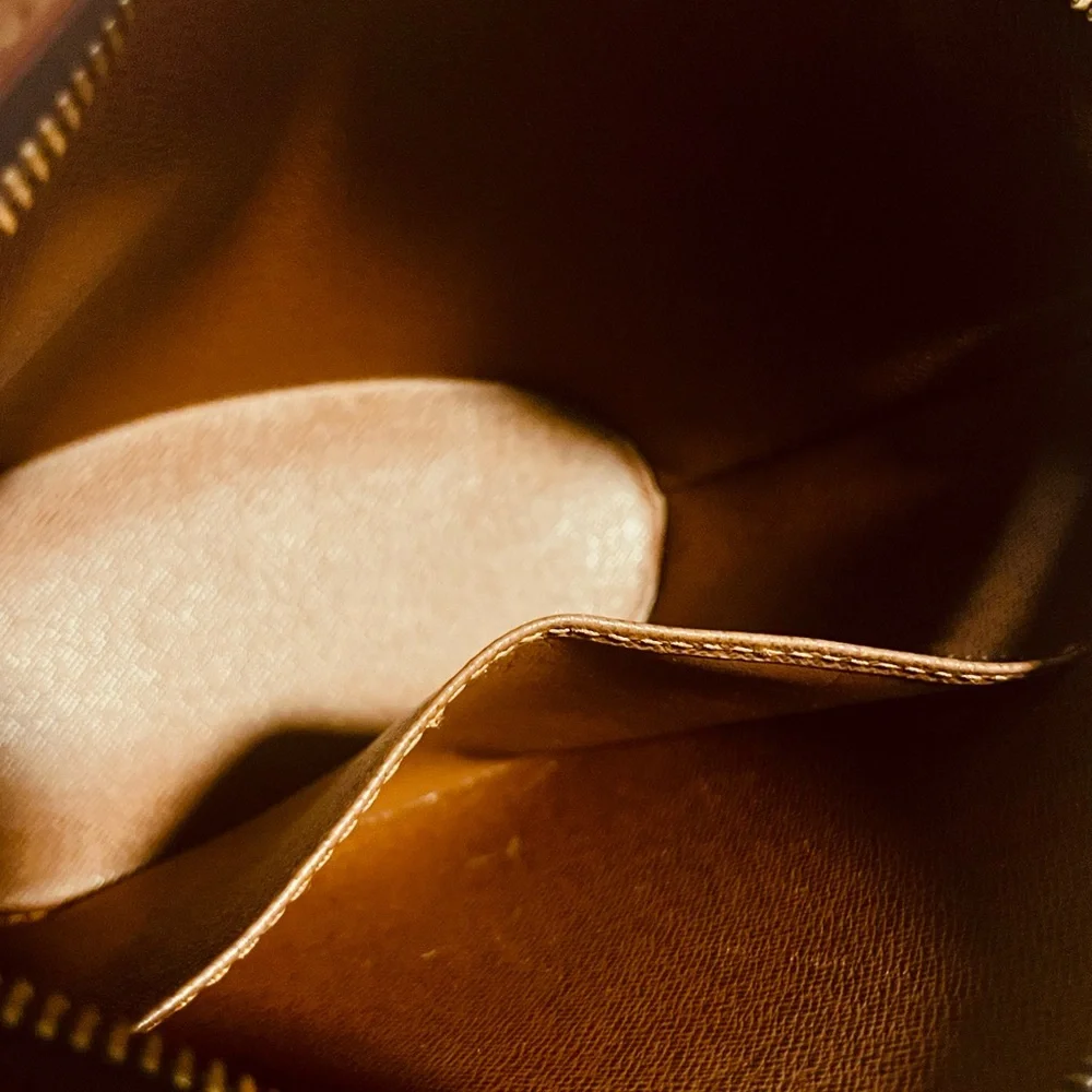 Louis Vuitton Brown Monogram Shoulder Bag - Picture 13 of 16